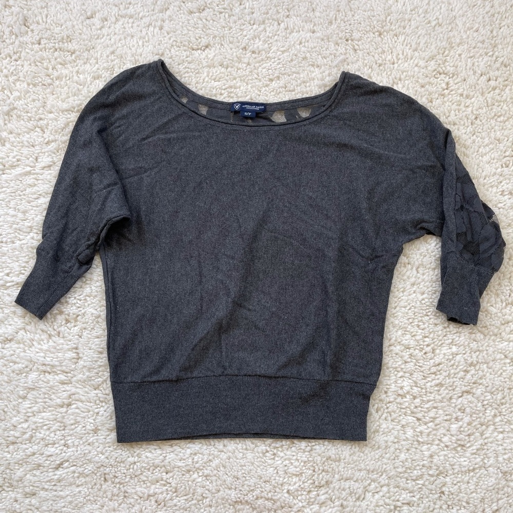 American Eagle 3/4 sleeve top with lace back size small